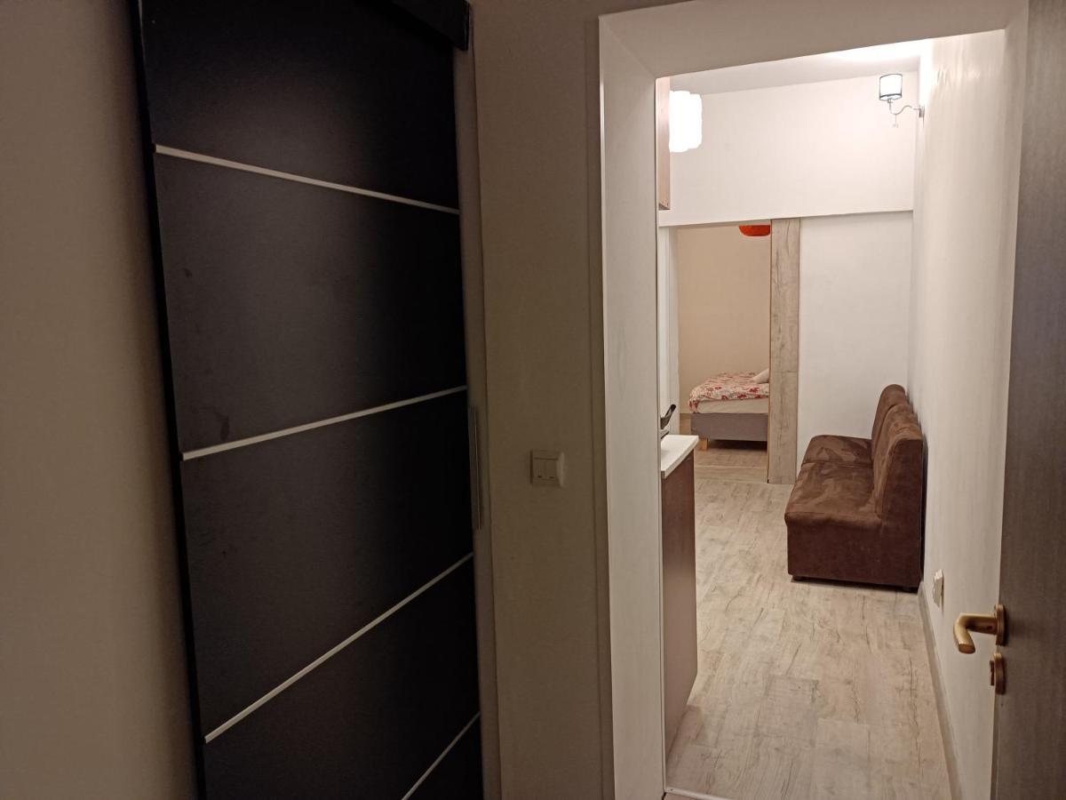 Lux Apartament In The Bubble Of Piata Romana 부쿠레슈티 외부 사진