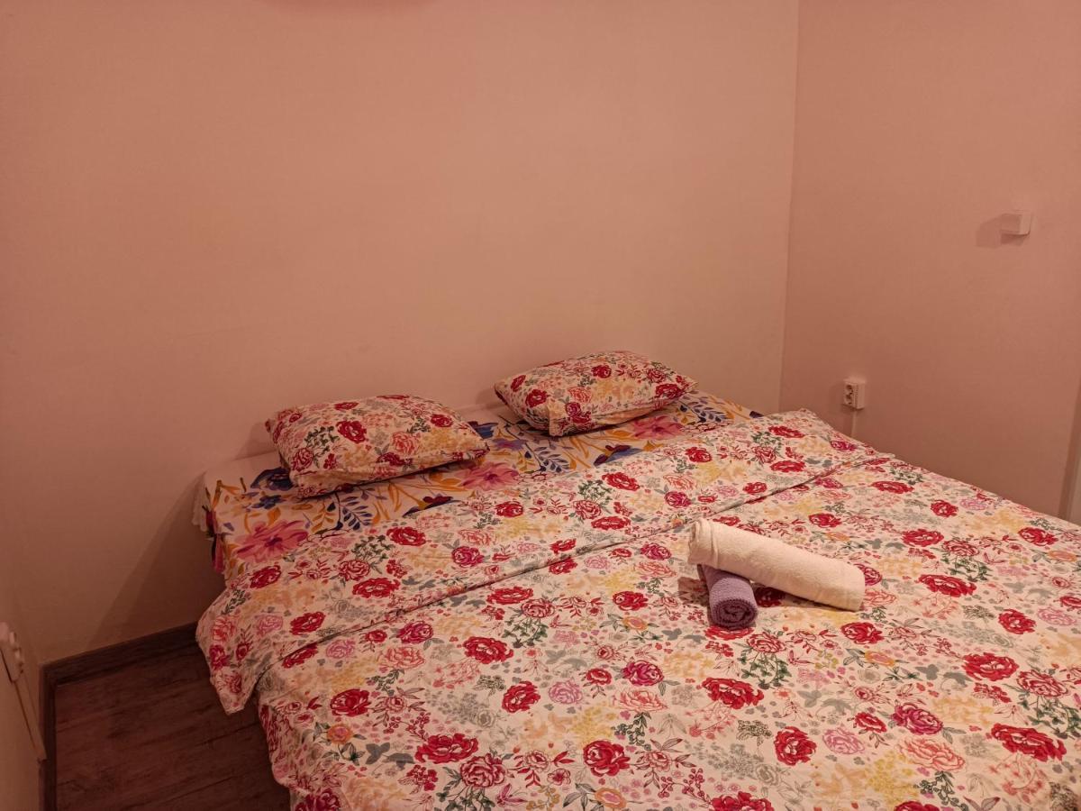 Lux Apartament In The Bubble Of Piata Romana 부쿠레슈티 외부 사진